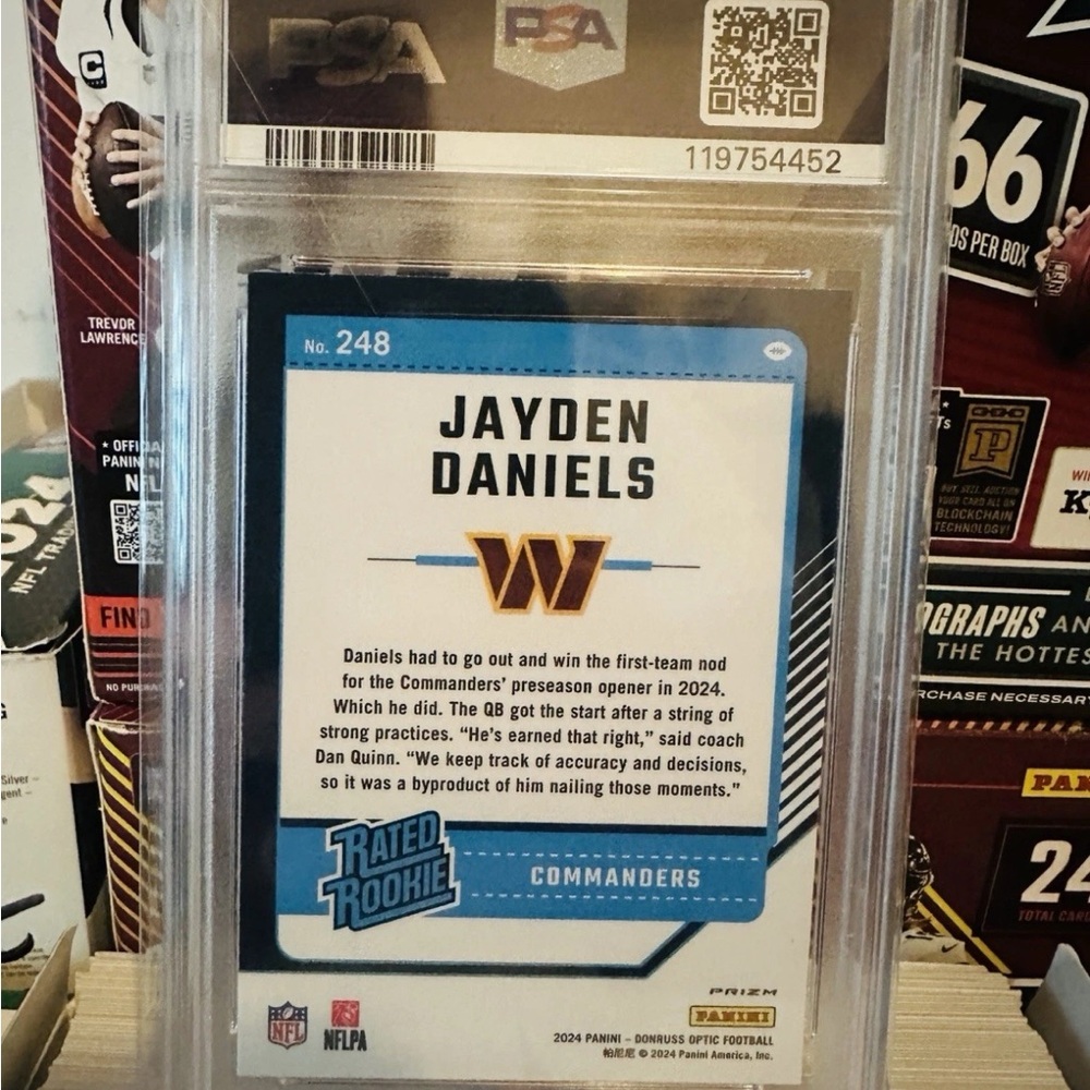 2024 Donruss Optic Jayden Daniels PSA 9 Preview Pink Prizm #389 RC Rated Rookie - Picture 2 of 2